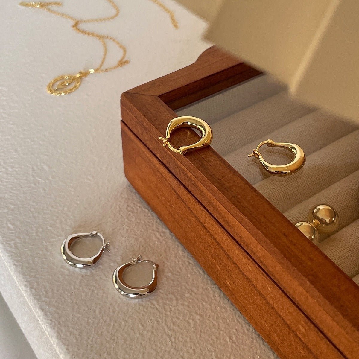 Advanced Earrings & Simple Bracelet Set - Niche Jewelry Design - Purmina
