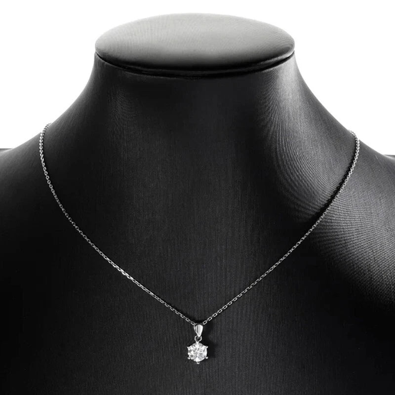 18K Gold Classic Four - claw Diamond Necklace - Purmina